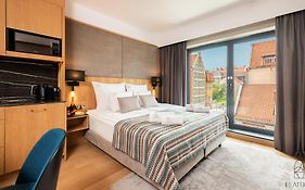 Apartments Deo Plaza I